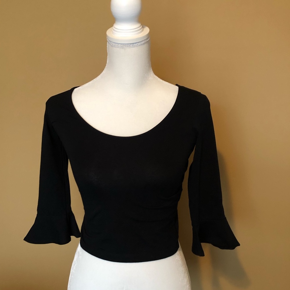 Zara black crop top with ruffle sleeve